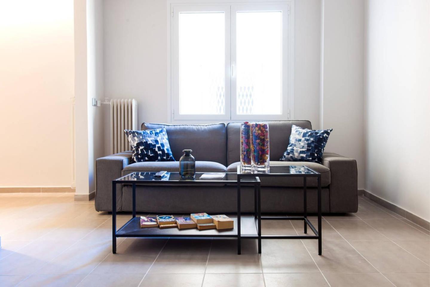 Toni'S Charming Apartment In The Thisseo Station Atenas Exterior foto